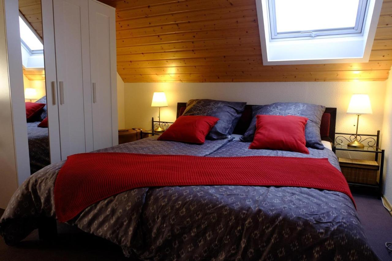 Schwarzwild - Ferienwohnung Und Ferienzimmer Baiersbronn Exterior foto