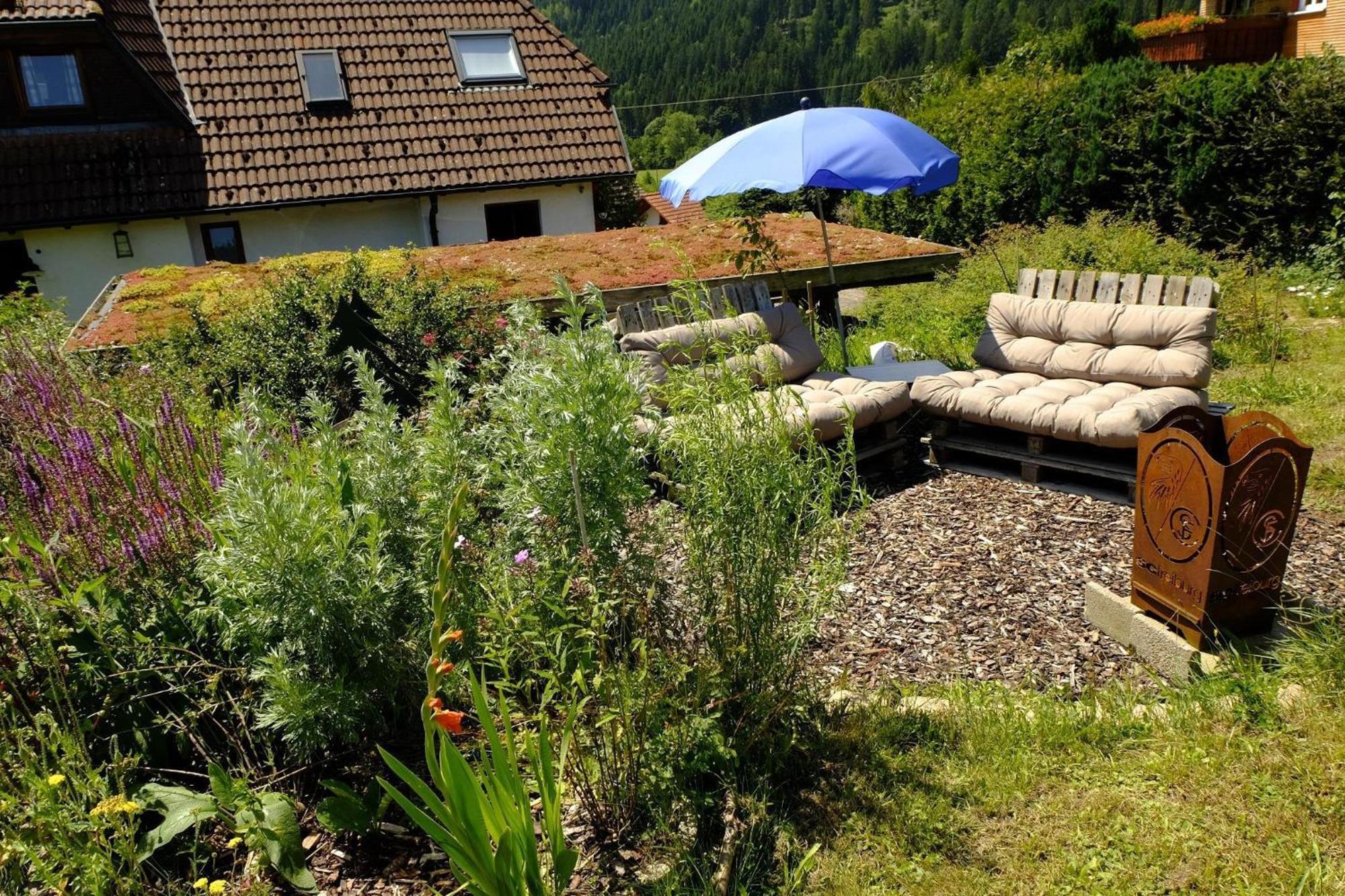 Schwarzwild - Ferienwohnung Und Ferienzimmer Baiersbronn Exterior foto